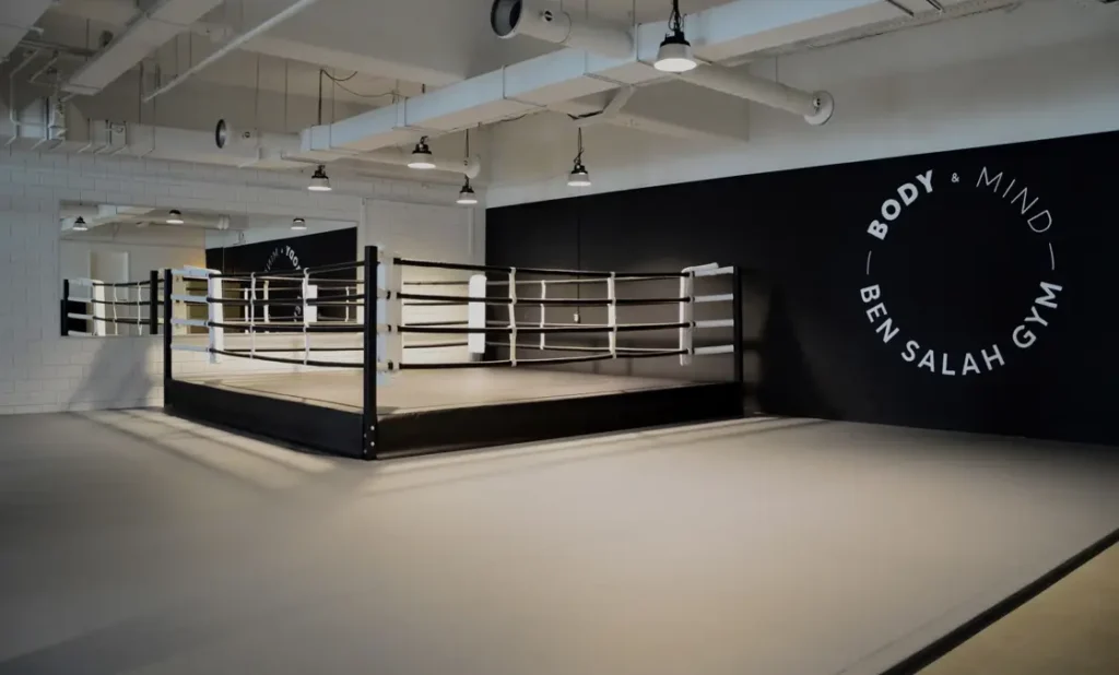 logo muurschildering gym